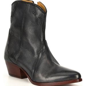 FREE PEOPLE- Frontier leather Western Boots
